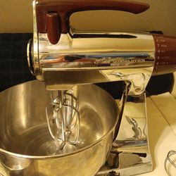 Vintage Sunbeam Stainless Steel 12-speed Mixer With Accessories Model Number 100-86659