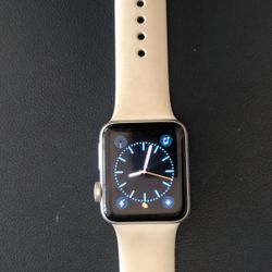 Series 3 Cracked Screen Apple Watch