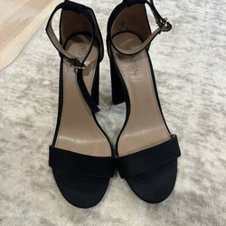 Women’s Like New Size 6 Heels Black 