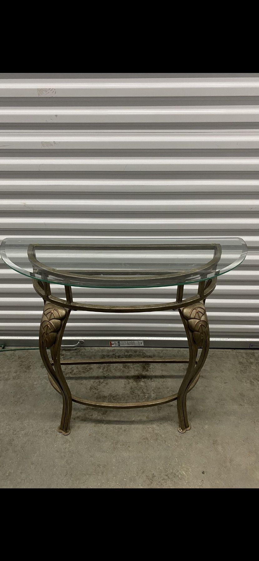Antique Style End Table