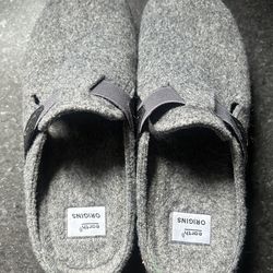 Earth Origins "Jenna" Felt Slip-On Clogs