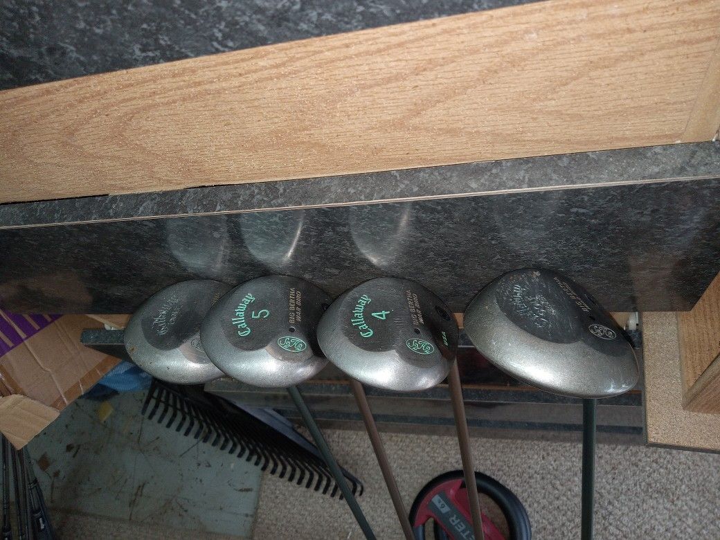 4 Callaway Womens Gold Clubs