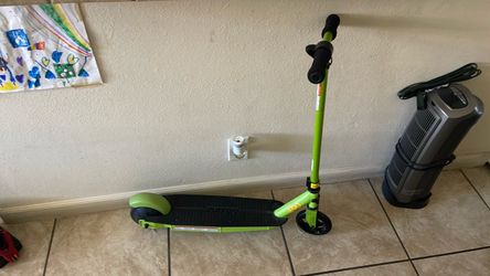 Green Kids Electric Scooter Razor