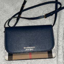 Burberry Hampshire Crossbody Bag