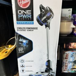 Hoover ONEPWR Blade +  Stick Vacuum Cleaner - Black/Blue (Brand New)