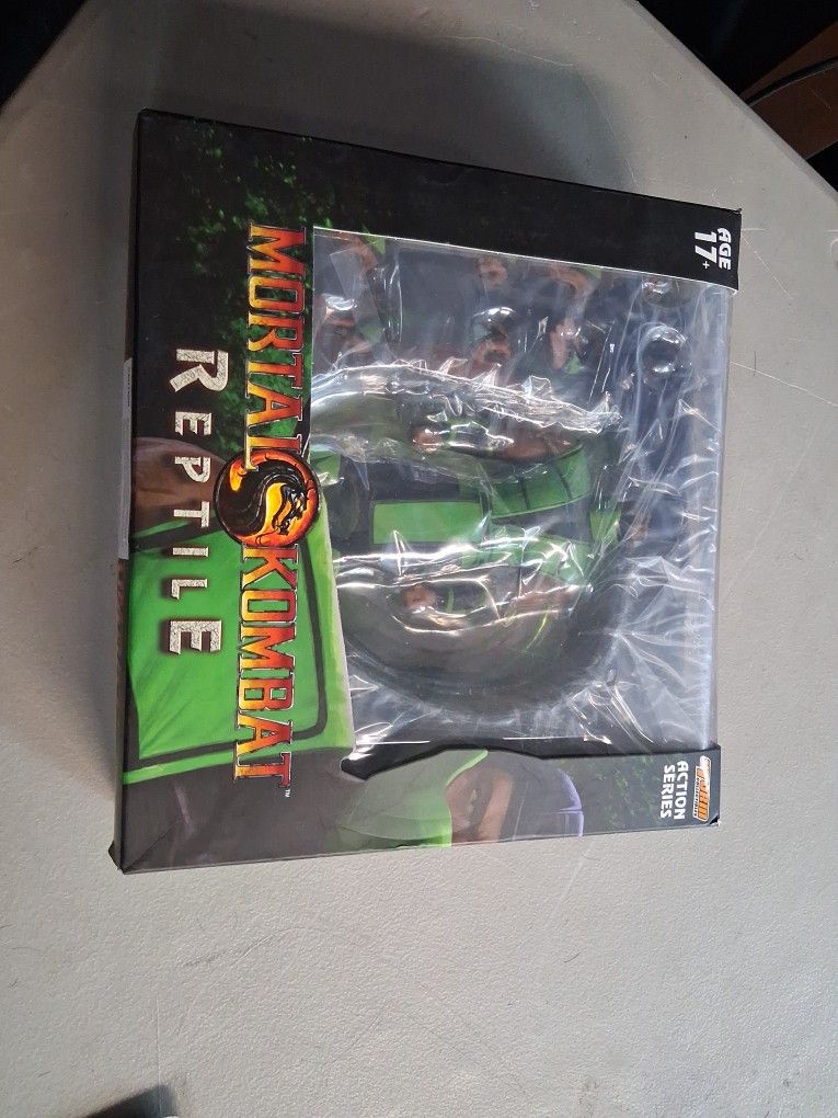 Storm Collectibles Mortal Kombat Reptile 1:12 Scale Action Figure