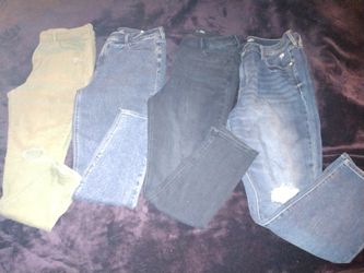 Brand New Never Worn Womans Size 14 Old Navy Jeans