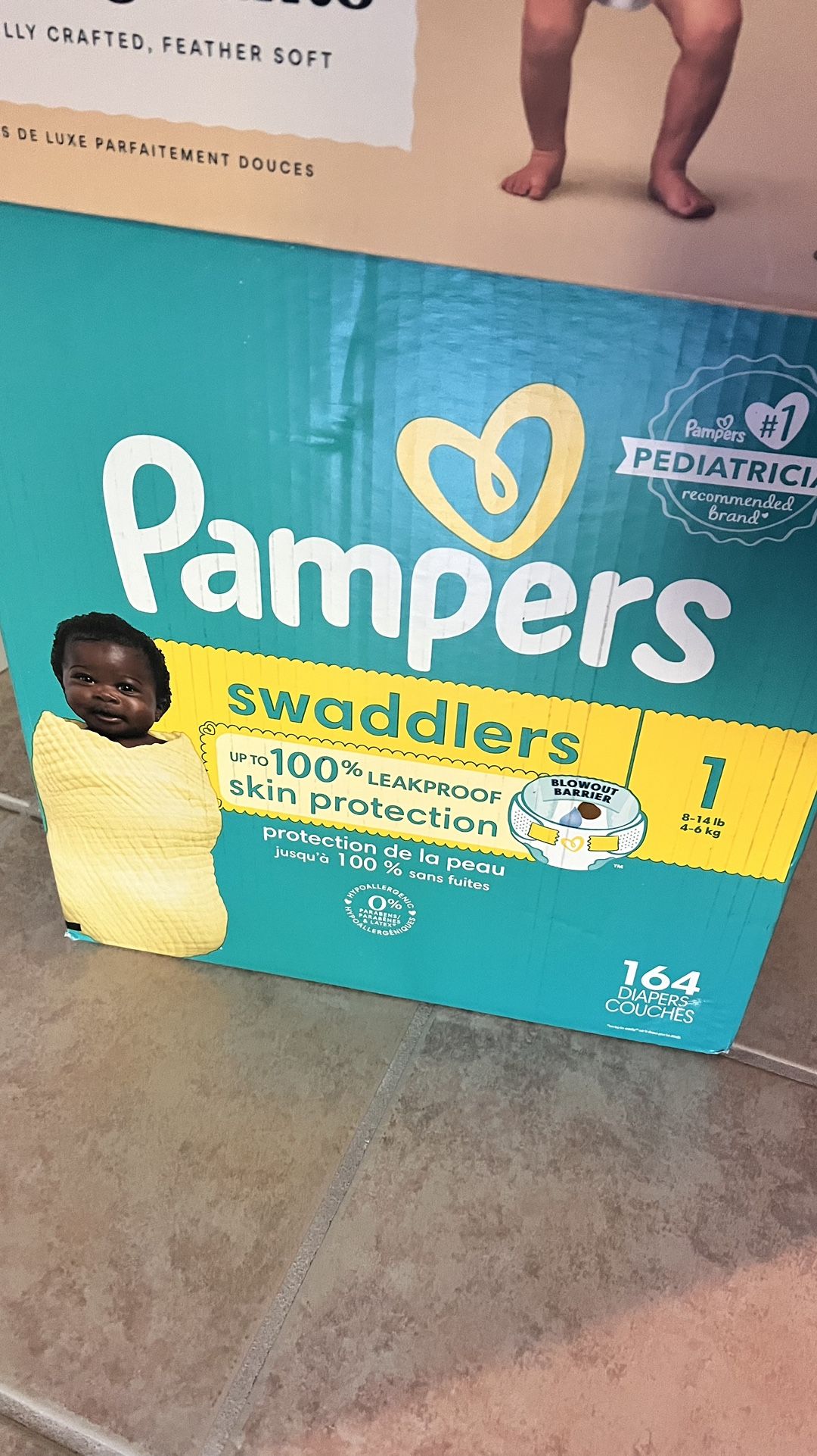 ** NEW ** Pampers Size 1 Swaddlers Diapers