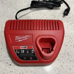 Milwaukee Charger
