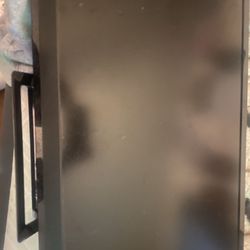 small vizio TV/ monitor