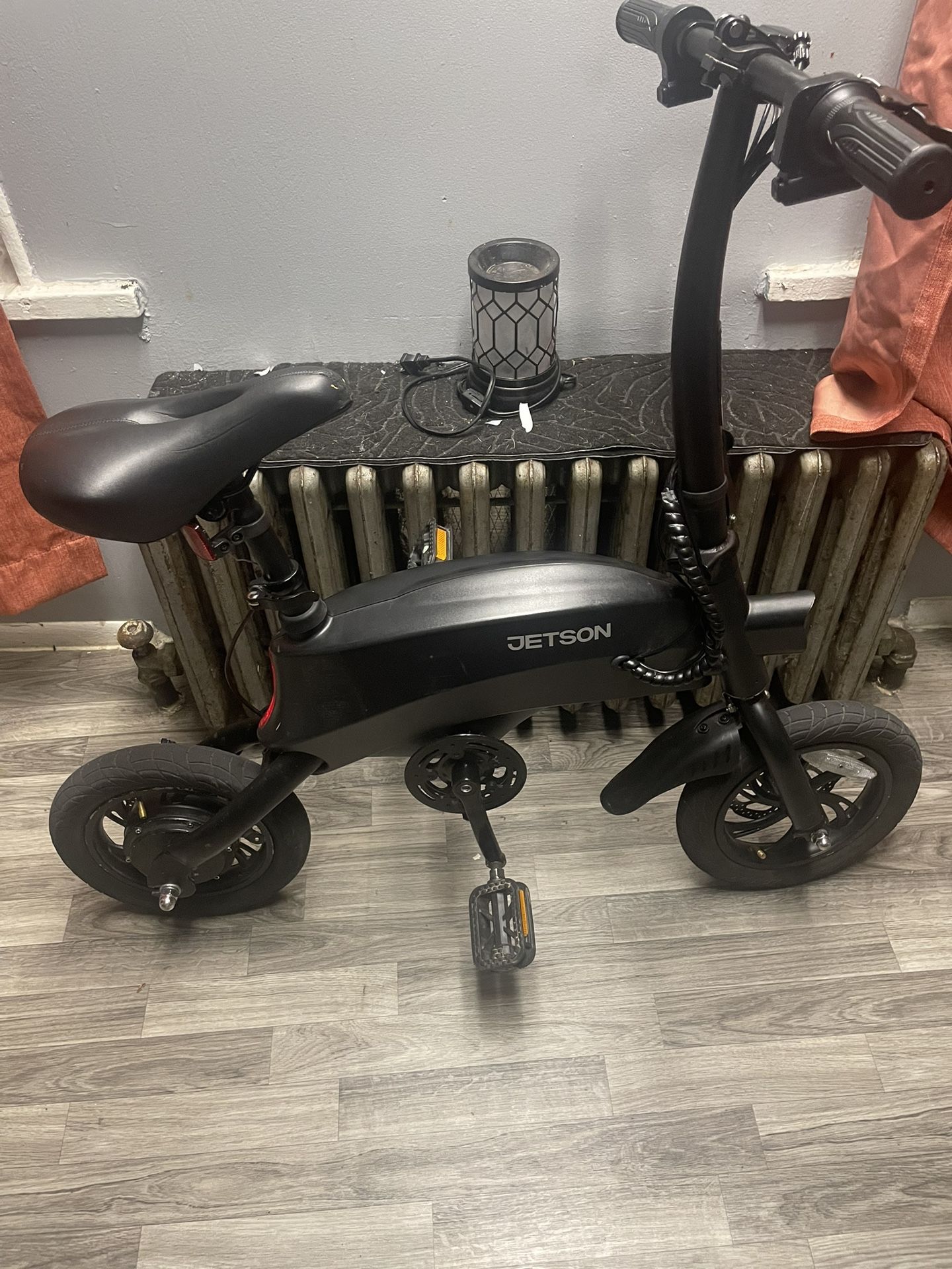 Jetson Electric Bike 