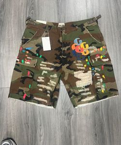 Gallery Dept. short