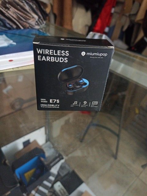 Wireless Earbuds 