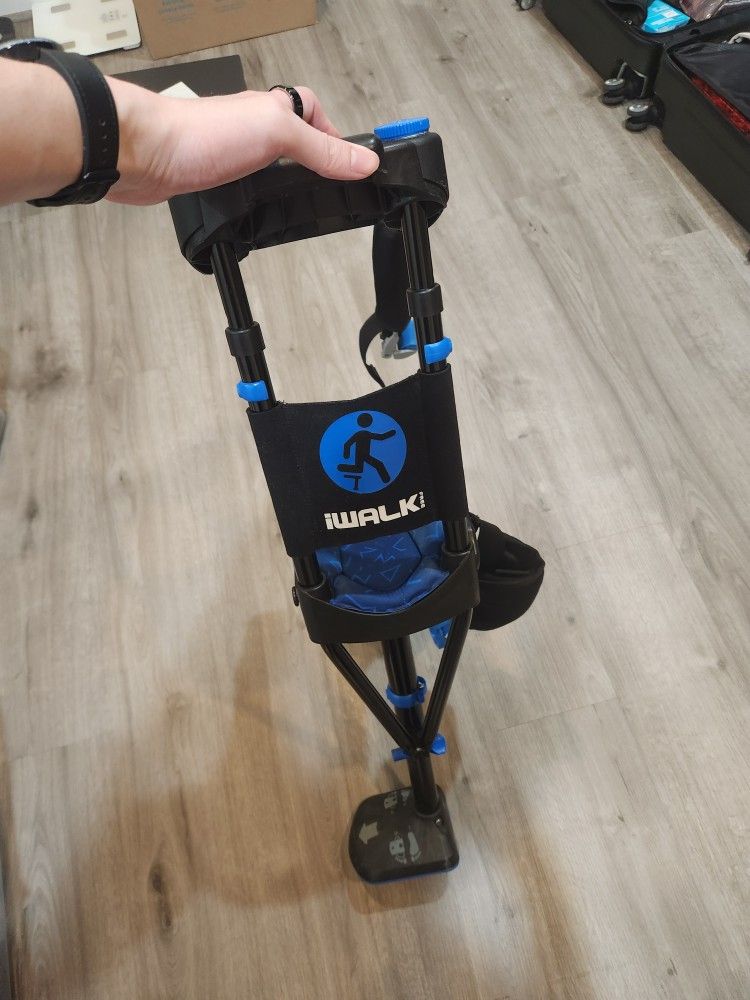 iWalk Hands Free Crutch