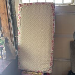 Baby crib mattress