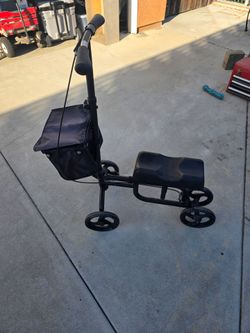 Knee scooter