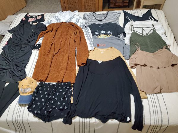 Women's clothing bundle size M for Sale in Poulsbo, WA ...