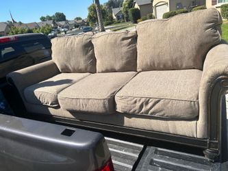 Couch set