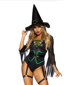 Witch Halloween Costume