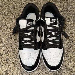 New Pandas Men’s Size 11 