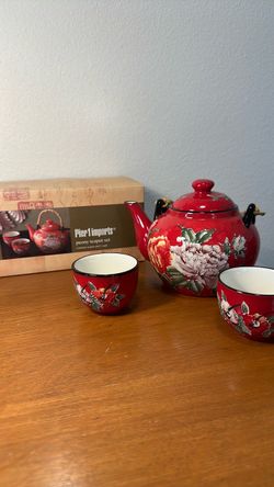 Pier 1 Tea set for two / like new/ Peony floral decor