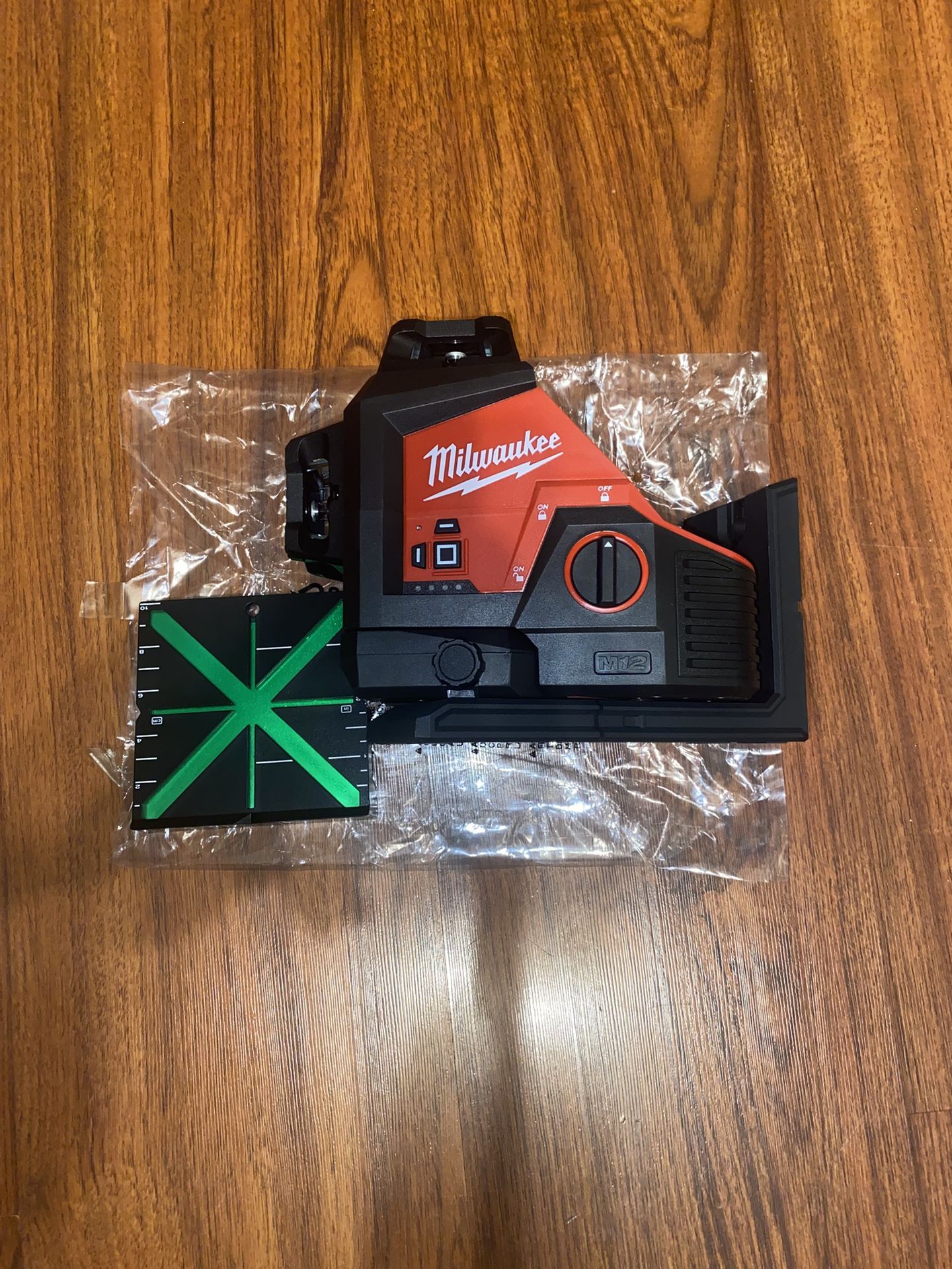 New Milwaukee M12 360 3-Plane Laser Green (3632-20) Tool Only 