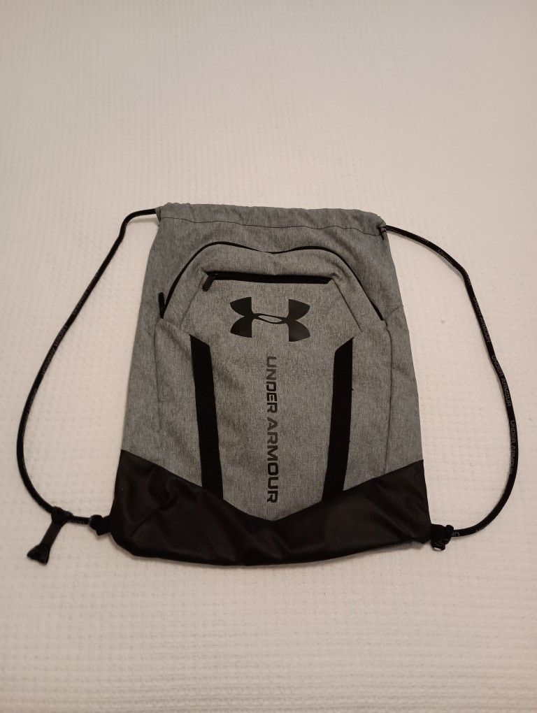 Under Armour Gym Backpack Insulated Pocket for a Water Bottle