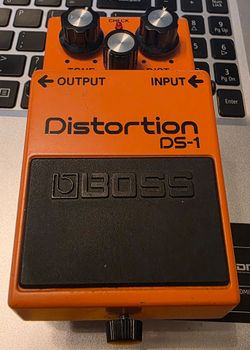 BOSS DS-1 GUITAR EFFECTS DISTORTION FX FIRM $50