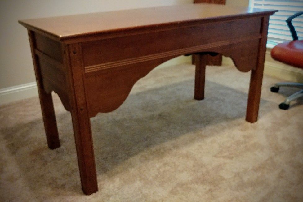 FREE Solid wooden desk