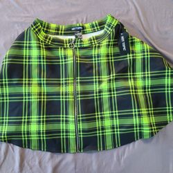 Black & Neon Green Plaid O-Ring Skater Skirt

Size Medium 