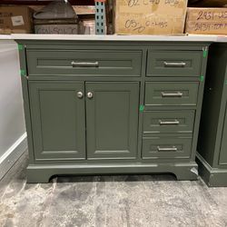 42'' Solid Wood Bathroom Vanity Cabinet with Stone Countertop (Cracked)
