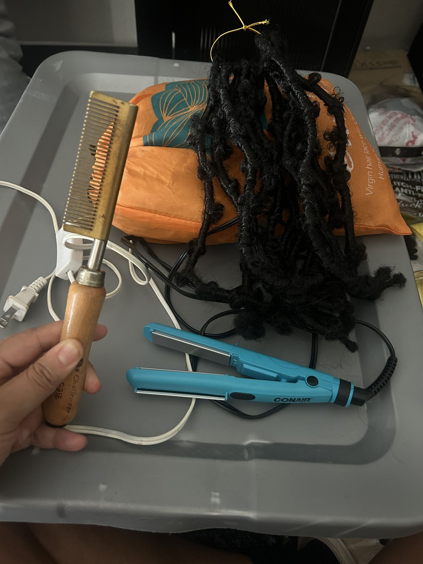 Butterfly Locks 