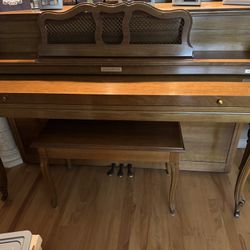 Baldwin Upright piano