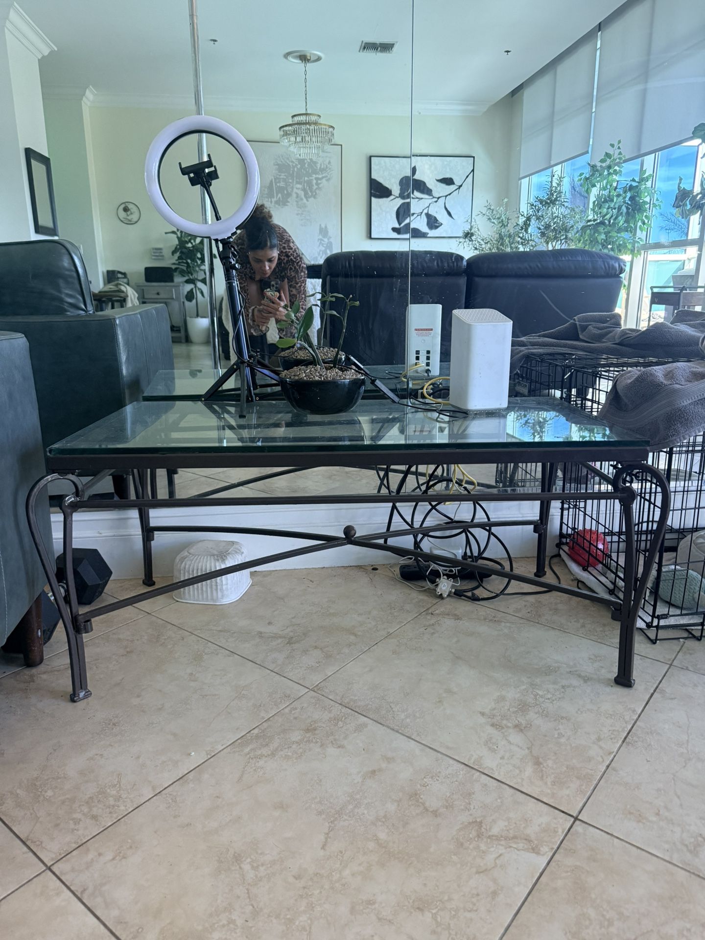Glass Coffee Table for Sale in Las Vegas, NV - OfferUp