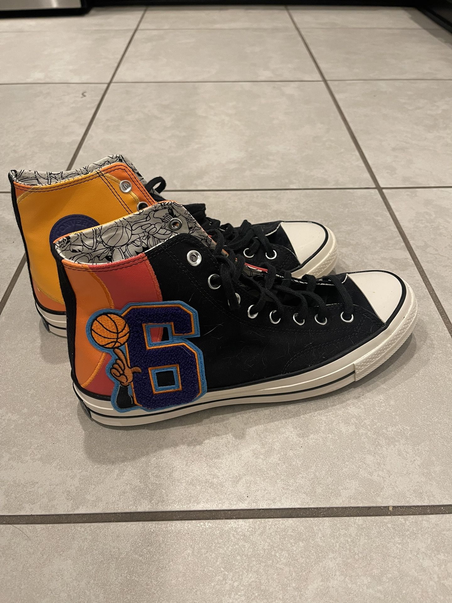 Chuck Taylor Space Jam Converse