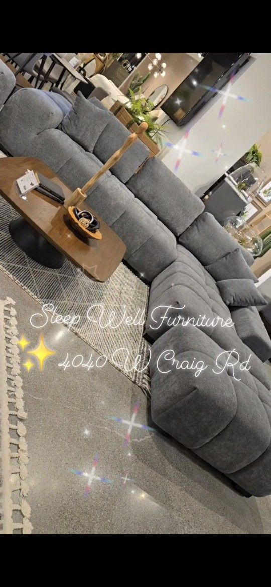 ✨️ Sectional Sofa ✨️ Furniture Queen Bedrooms Dining Avail