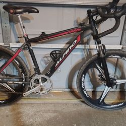 Gravel Bike