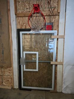 44"×72" Glass Backboard & Rim