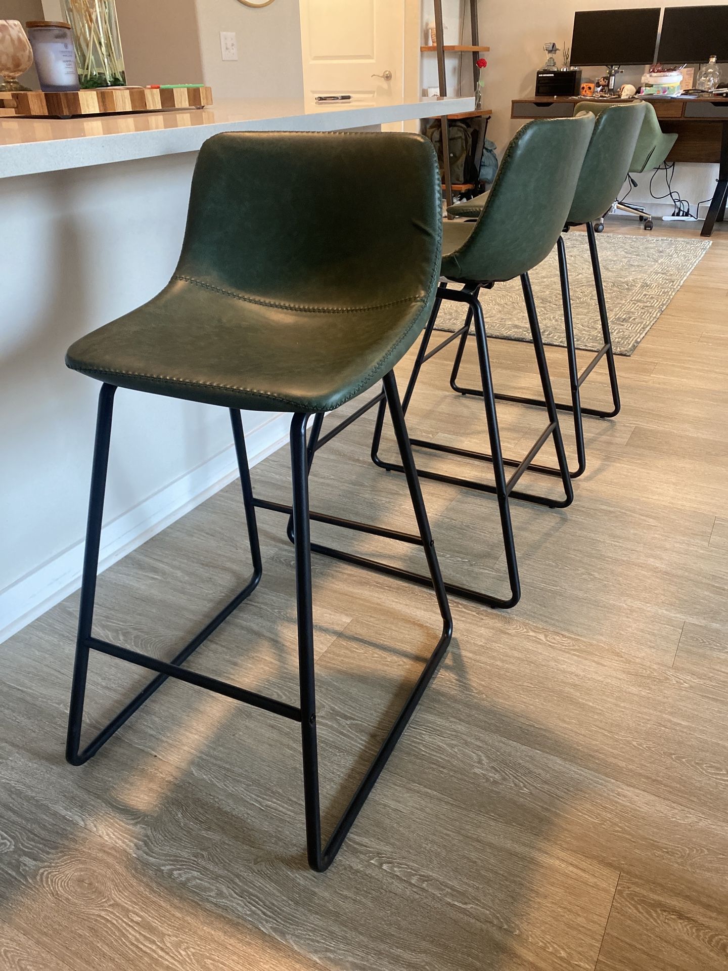 Set Of 3 Green faux Leather Bar Stools