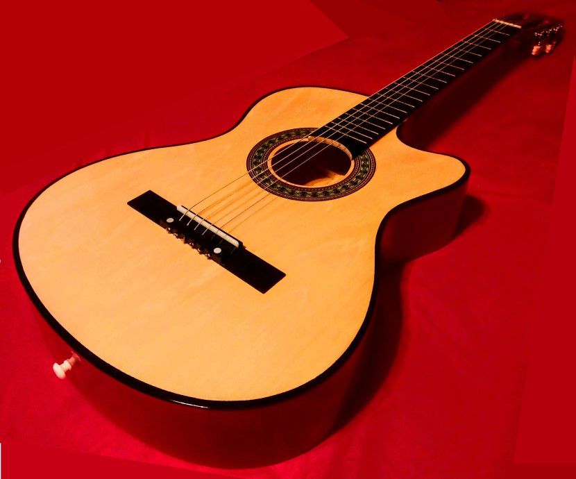 NEW IN BOX! Acoustic / Classical / Flemenco Style  Guitar with Soft Case / Gig Bag, Strap, Strings, and More!