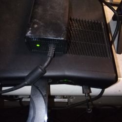 Black Slim Xbox 360 In Good Condition Been Tested It Works Asking $50