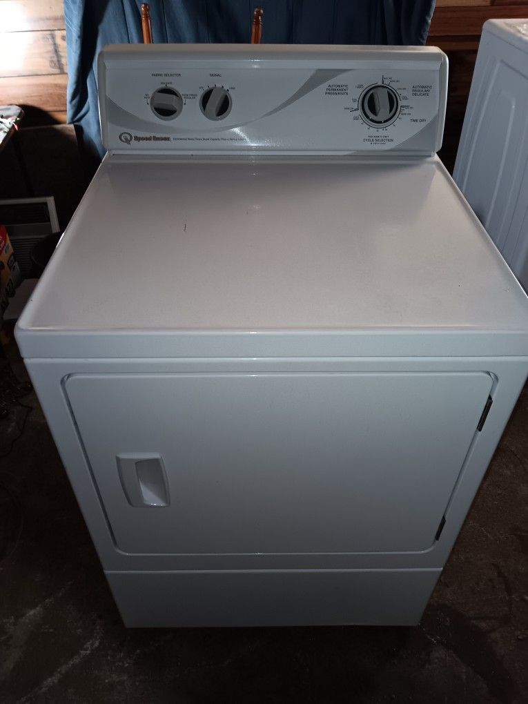 Speed queen electric dryer