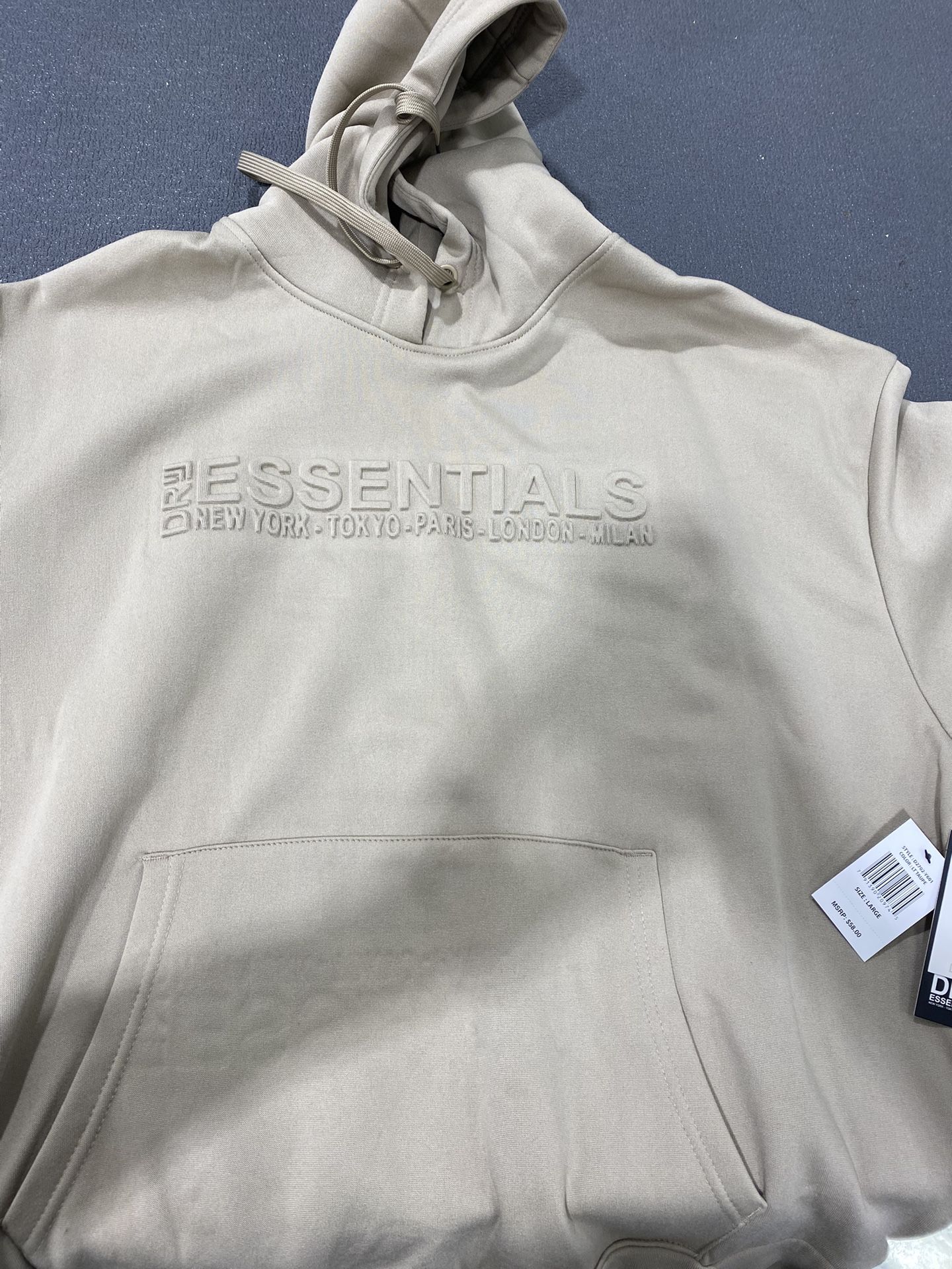 Essentials tan sweatshirt XL