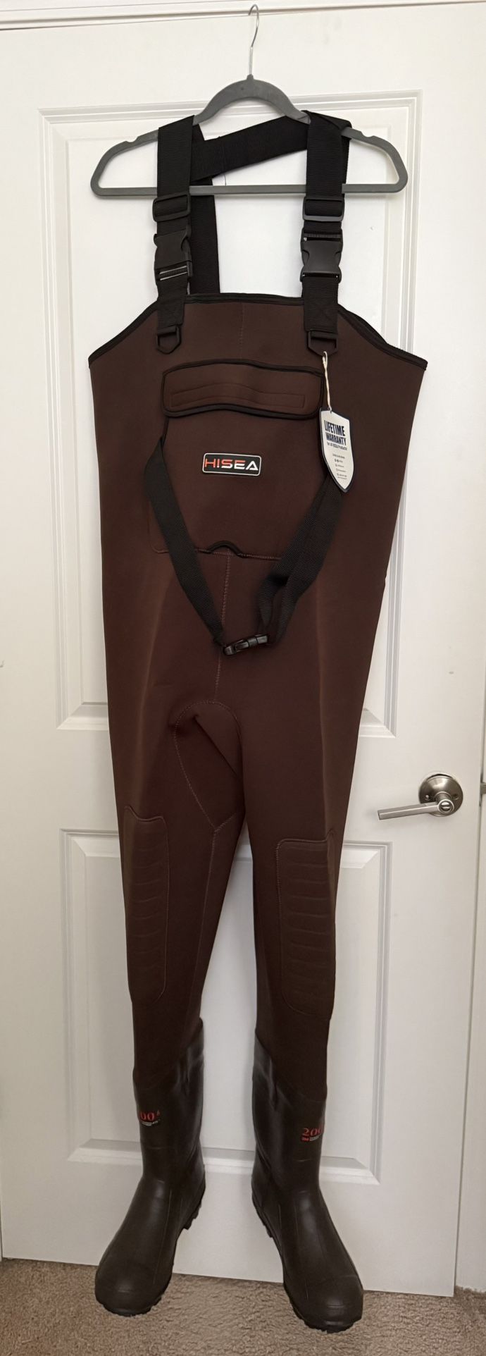 HISEA 200g Insulated Neoprene Cleated Chest Waders - Unisex Size 10 - New w/Tags