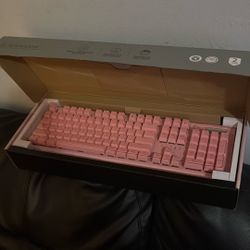 Razer pink gaming Keyboard 