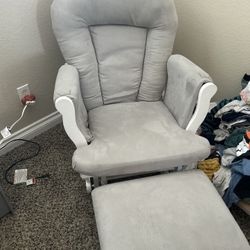 Rocking Chair 
