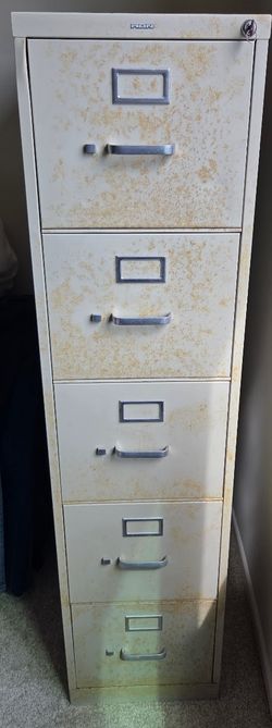HON 5 drawer file cabinet with key