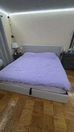 King size lift up bed storage