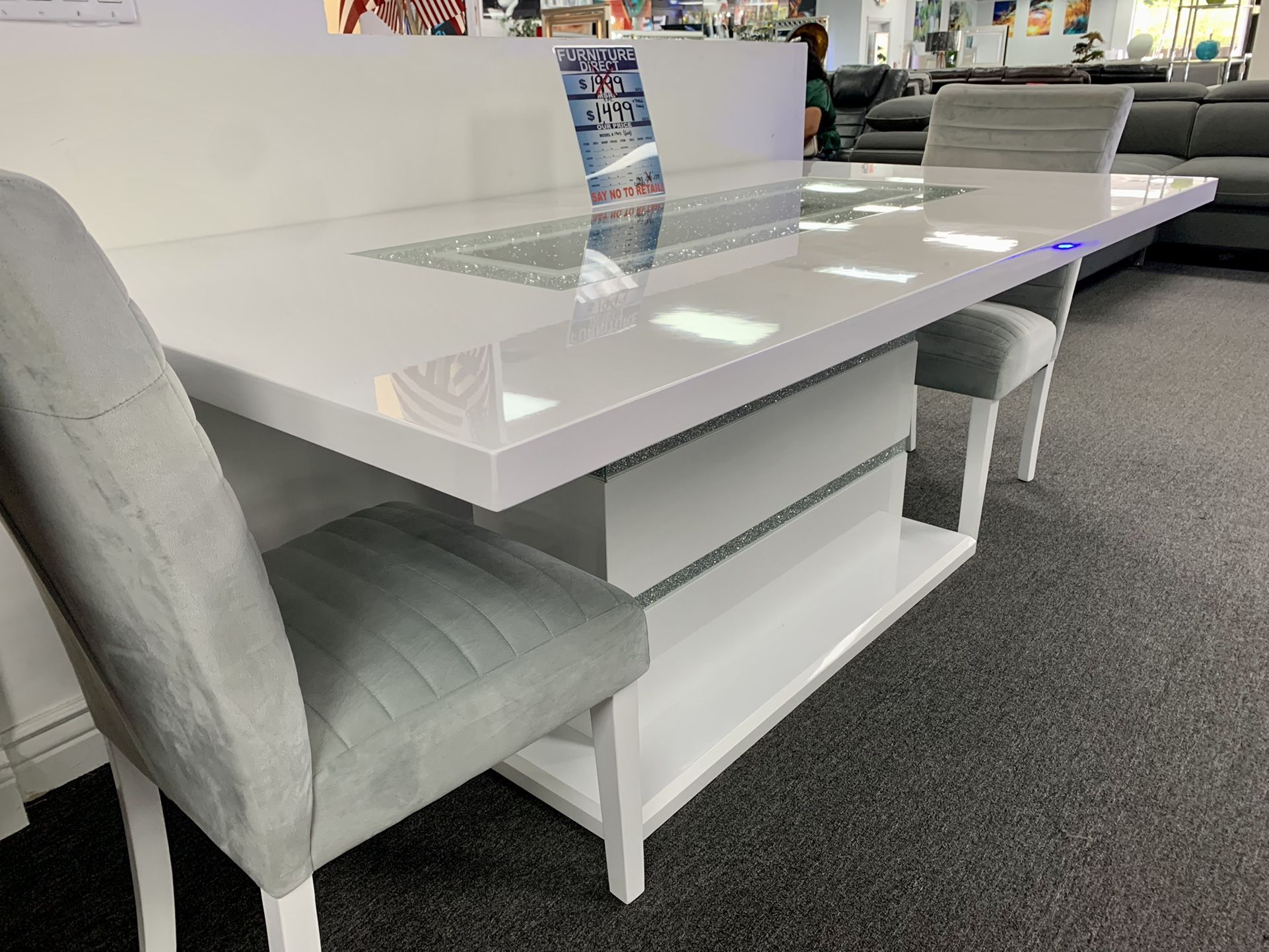 👔FATHERS DAY DINNING SALE GOING ON NOW👔 50% to 80% Off Retail!! DINNING TABLES STARTING @ $199🚨