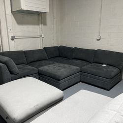  Thomasville Tisdale Modular Sectional 